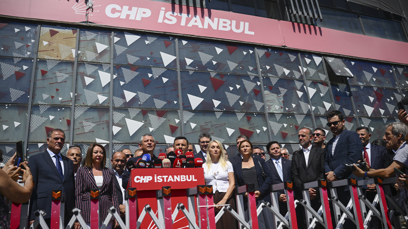 Özgür Özel’den Kurultay Çıkışı: ‘İsterse CHP’ye Kayyum Atasınlar, Yolumuzda Yürüyeceğiz’ - Resim : 2