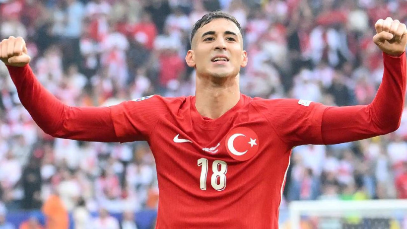 Ay Yıldız Bir Esti Tam Esti! Spor Yorumcuları Türkiye'nin Gürcistan Zaferinin Kritik Noktasını Açıkladı: ‘Montella Küllerinden Doğan Yeni Bir Takım Yarattı’ - Resim: 2