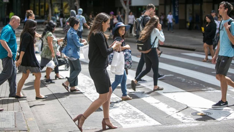 Bilim İnsanları Açıkladı: Hızlı Yürüyenlerin Ortak Psikolojik Özelliği Ortaya Çıktı - Resim : 1