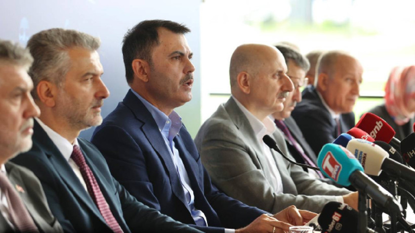 Bakan Kurum Deprem Bölgesinden Duyurdu! 'Yıl Sonunda Evine Girmeyen Tek Kişi Kalmayacak' - Resim : 2