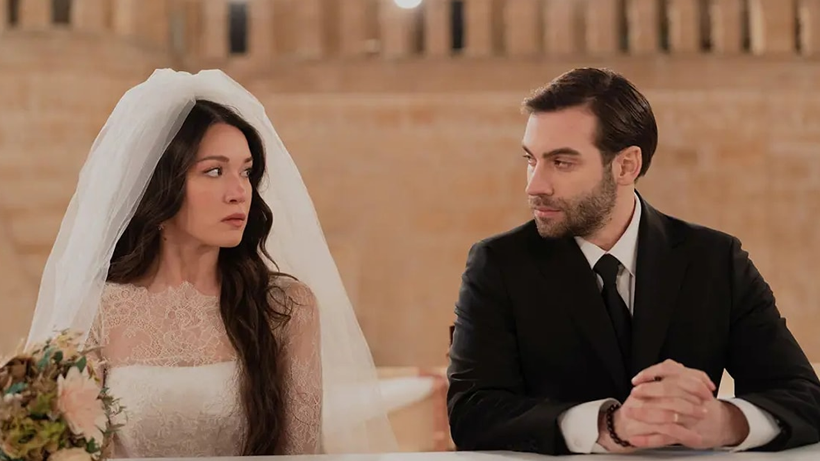 Fenomen Dizi Sahipsizler’in Kadrosunda Büyük Sürpriz! Furkan Andıç’ın Oyuncu Kardeşi Şoke Etti: ‘Hiç Benzemiyor’ - Resim : 1