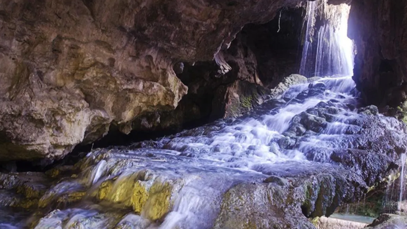 Dünyanın En Eski Suyu Bulundu: Tadına Bakan Bilim İnsanları Şoke Oldu - Resim : 1