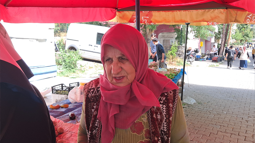 Emekliler Dert Yandı, Pazar Fiyatları Cep Yakıyor! ’Peynirin Kilosu 350 Lira, Yağ 500 Geçin Bakalım’ - Resim : 2
