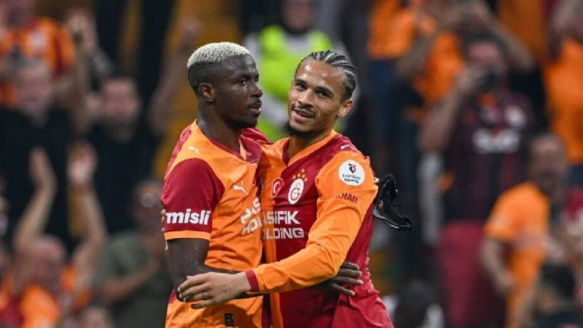 Victor Osimhen'den Beklenen Haber Geldi! Eintracht Frankfurt Maçında Forma Giyecek Mi? Canlı Yayında Açıkladı - Resim: 3