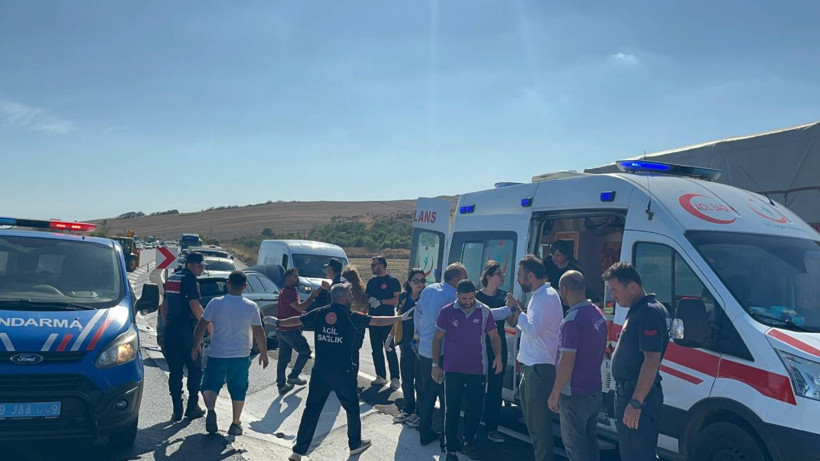 Çorlu’da Zincirleme Kaza! 6 Kişi Yaralandı - Resim : 1