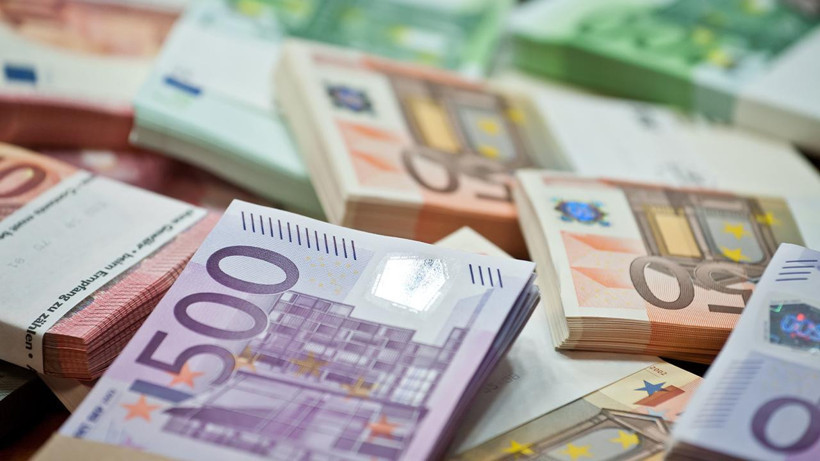 Dolar ve Euro Yeniden Fırladı - Resim : 2