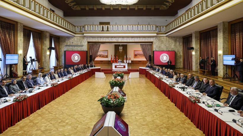 MHP'li Feti Yıldız Açıkladı: Sürecin İsmi 'Bahçeli Modeli' - Resim : 1