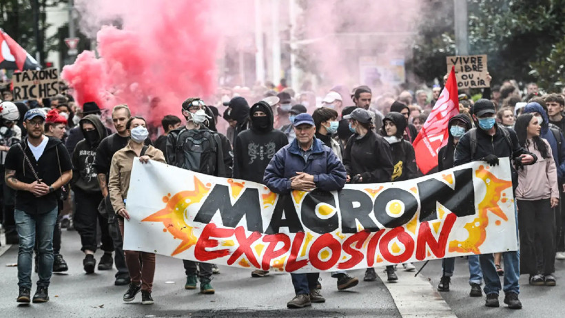 Fransa, Sadece Halka 'Kemer Sıktıran' Macron'a Karşı Ayakta! İsyan Büyüyor - Resim : 5