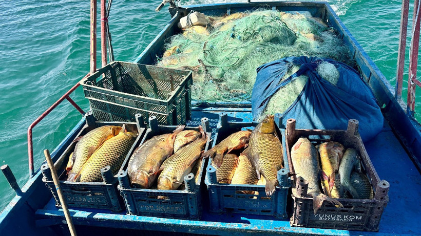 Denizi Yok Ama Zengin Oluyor! Ağlarını Atıyor, Ayda 200 Bin TL Kazanıyor - Resim : 3