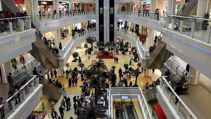 Dev AVM’de Ruhsat Krizi Patladı! Tüm Mağazalara Tebligat Gitti! Tek Tek Kapanıyor - Resim : 2