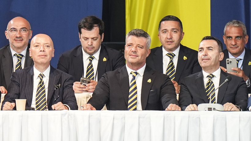 Ali Koç'tan Fenerbahçe’nin Çiçeği Burnunda Başkanına 'Borç' Mirası! Hepsi Peş Peşe Sıralandı, Liste Uzadıkça Uzuyor - Resim : 6