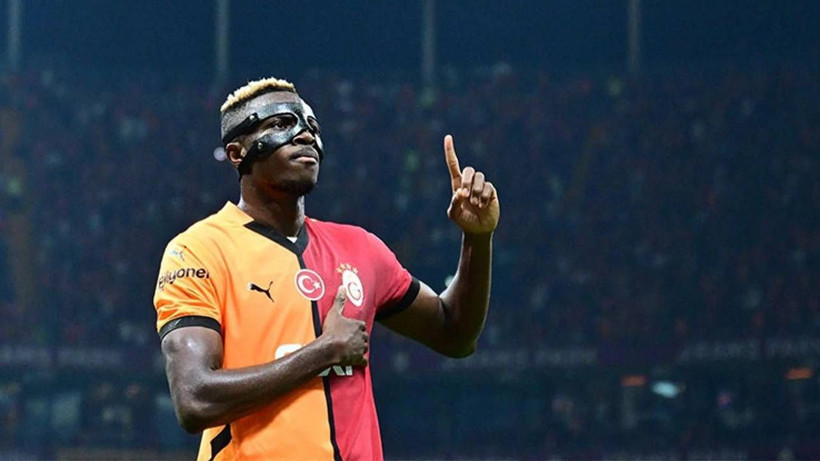 Ve Victor Osimhen Resmen İmzayı Attı! Taraftarı Şaşkına Çeviren Anlaşma - Resim: 3