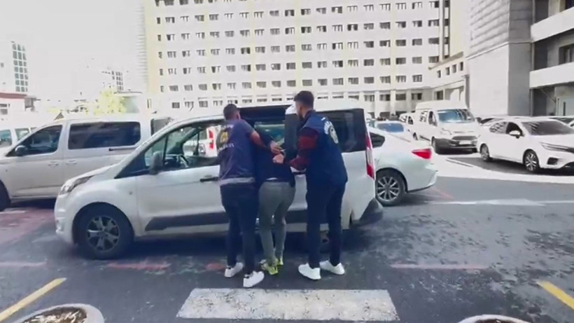 Ünlü Komedyen Egemen Şimşek Tutuklandı - Resim : 1