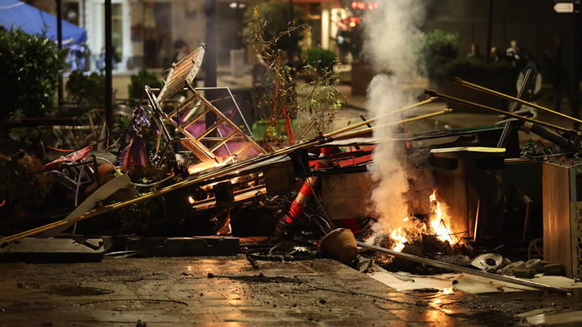 Gürcistan Ayakta! Polisle Eylemciler Çatıştı: 27 Kişi Yaralı - Resim : 1