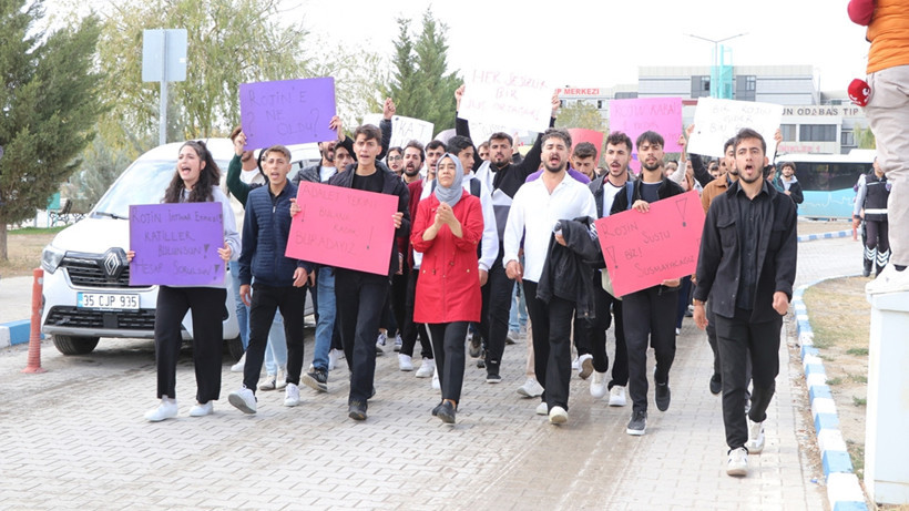 Van'da Kadınlar Rojin Kabaiş İçin Haykırdı! Cezasızlık Pratiği, İhmal, Yanlış Bilgi Yayma... - Resim : 1