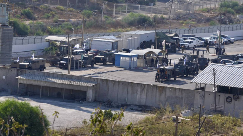 Hamas ve İsrail Arasında Rehine Takası Başladı - Resim : 5