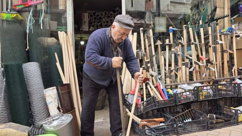 Bir Ustalık Daha Tarihe Karışıyor... Eskiden Her Yıl Ev ve Arsa Aldıran Meslekte Artık Çırak Yetişmiyor - Resim: 2