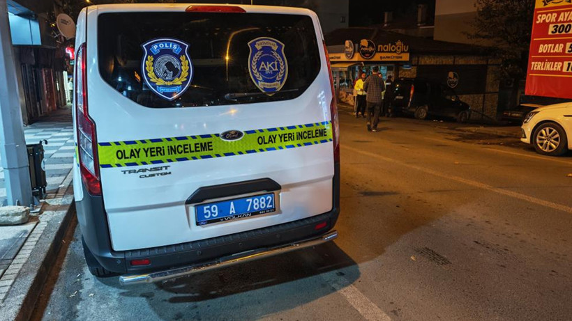 Her Köşede Kadına Şiddet! Ayrıldığı Erkek Tarafından Arabasına Binerken Bıçaklandı - Resim : 1