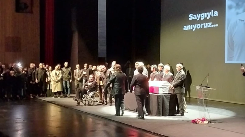 Ferdi Tayfur’un Kızı Tuğçe Tayfur ‘Miras’ Sessizliğini Bozdu, Tek Bir İsim Verdi - Resim : 4