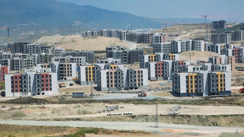 Murat Kurum’dan Hatay’da Kritik Mesajlar: ‘Deprem Bölgesinde Her Gün 550 Yeni Konut’ - Resim : 2