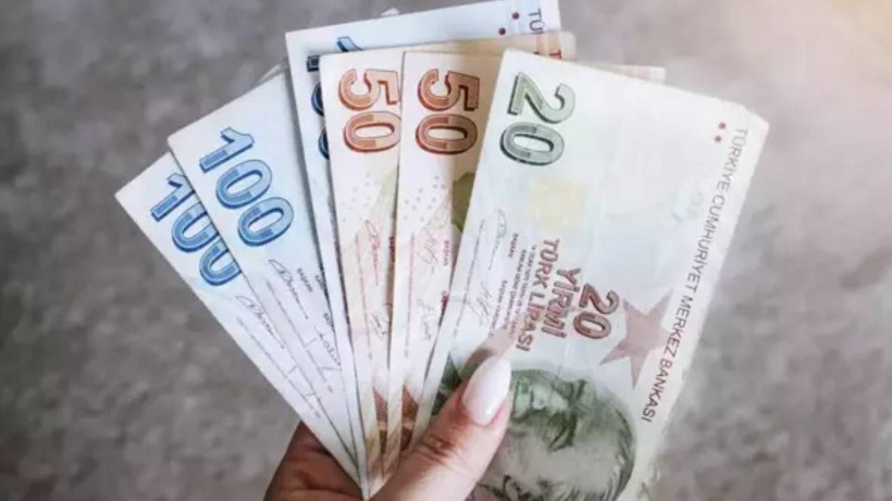 SSK ve Bağ-Kur Emeklisine Çifte Zam Hesabı: Maaşlar Baştan Hesaplandı! İşte Emekli ve Memur Maaşında Son Rakamlar - Resim: 2