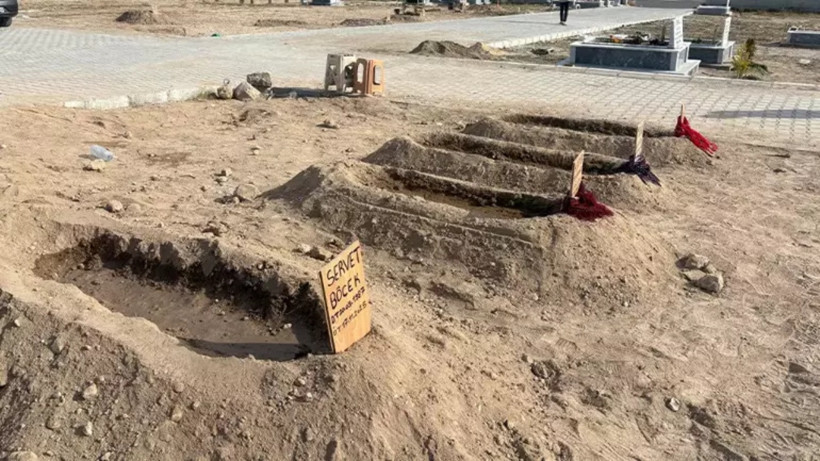 Böcek Ailesinin Ölümünde Kimyasal Şüphesi Derinleşiyor! Temizlikçinin Verdiği Detaylar Şok Etti - Resim : 2