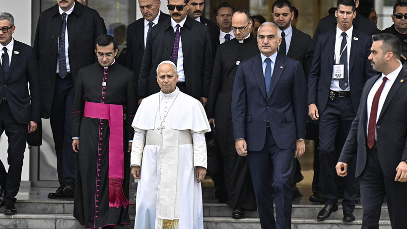 Papa 14. Leo, Türkiye'de Ayrıldı - Resim : 1