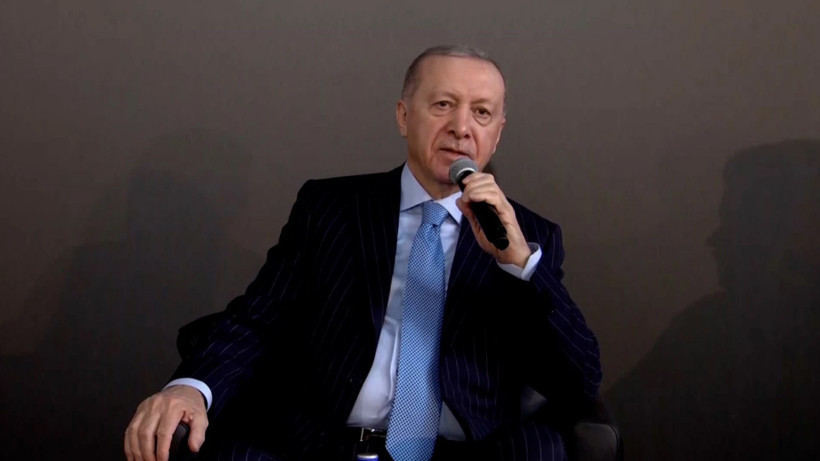 Cumhurbaşkanı Erdoğan Gençlere Seslendi: 'Ülkenin Geleceğine Sahip Çıkın' - Resim : 1