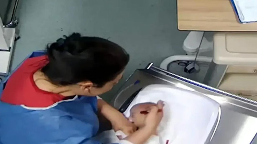 5 Günlük Bebeğe Şiddet Skandalı! Bakan Tunç’tan İlk Açıklama Geldi - Resim : 2