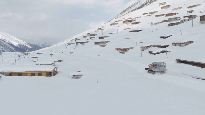 Burası Ne New York, Ne Antarktika Ne de Sibirya... Rize'de Evler Kayboldu, Görenler Hayrete Düştü - Resim: 4