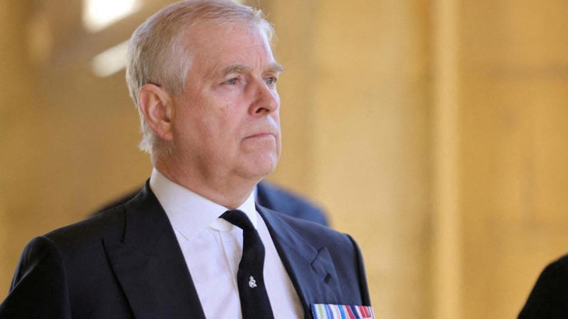 Epstein Skandalı Gölgesinde: Prens Andrew İngiltere’yi Terk Etmeye Hazırlanıyor - Resim : 2