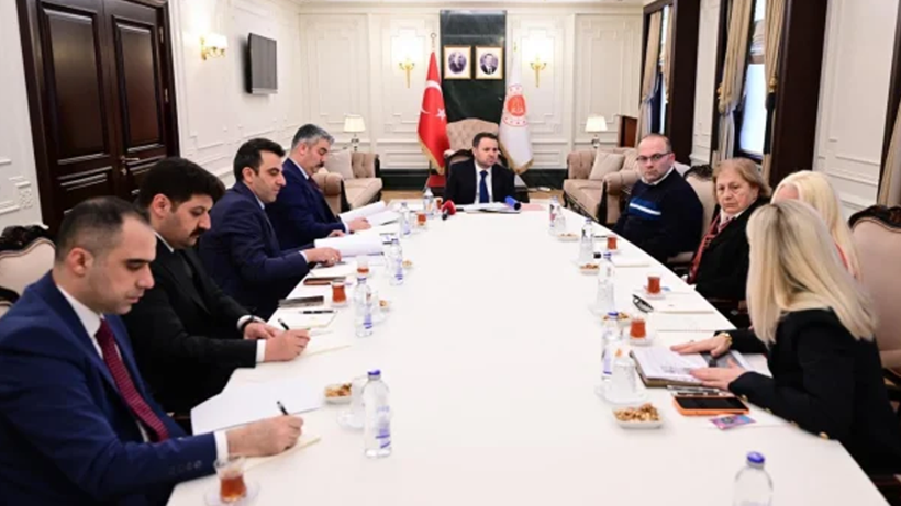 26 Yıllık Cinayette Yeni Perde: Bakan Gürlek, Çağla Tuğaltay'ın Ailesiyle Görüştü - Resim : 1