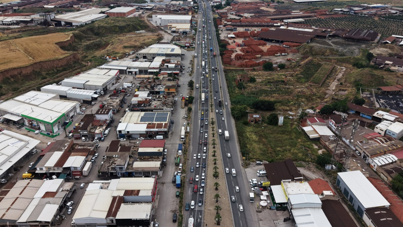 Bayram Göçü Başladı: Trafik Birçok Noktada Durma Noktasına Geldi - Resim : 7