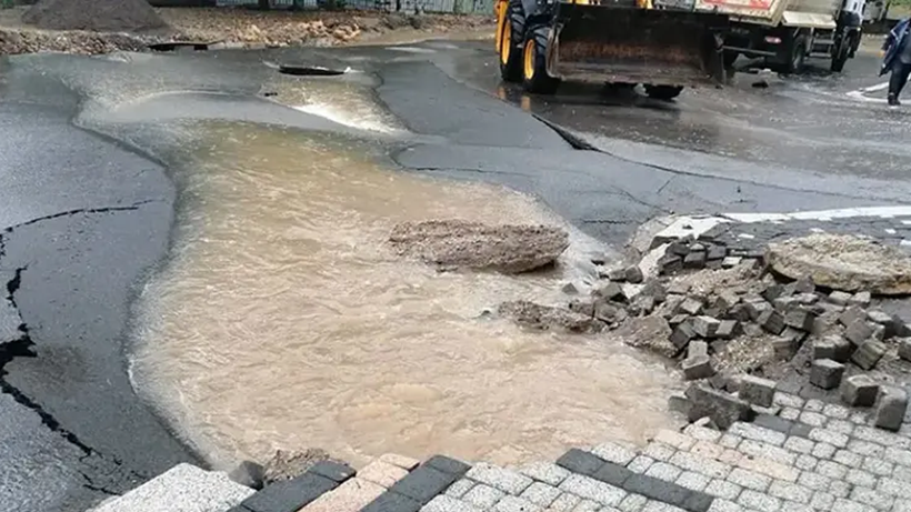 Ordu'yu Sağanak Vurdu: Ev ve İş Yerlerini Su Bastı - Resim : 1