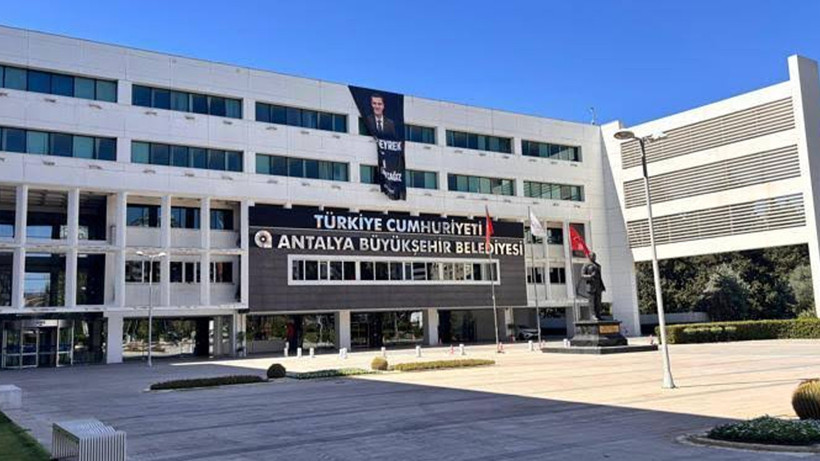 Antalya Büyükşehir Belediyesi İhaleleri İnceleme Altında: Usulsüzlük Araştırılacak - Resim : 1