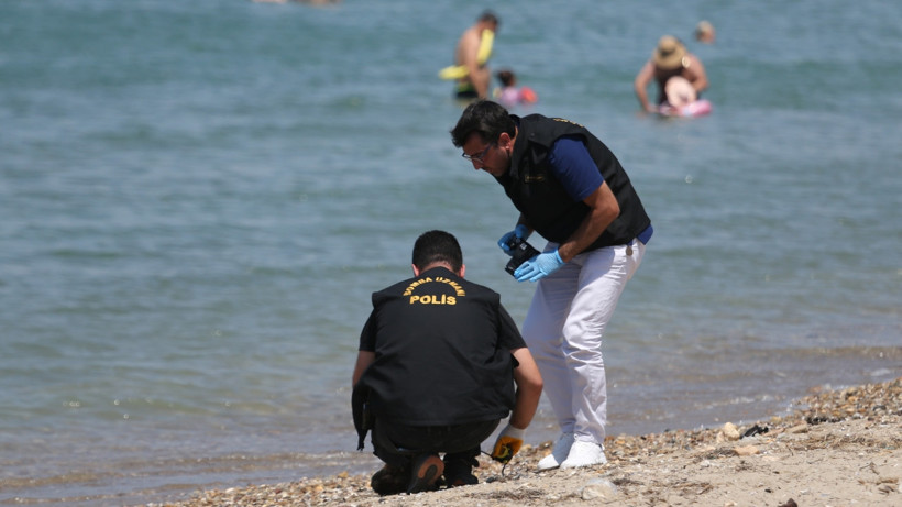 Çanakkale'de Büyük Panik! Plajda Mühimmat Bulundu - Resim : 1