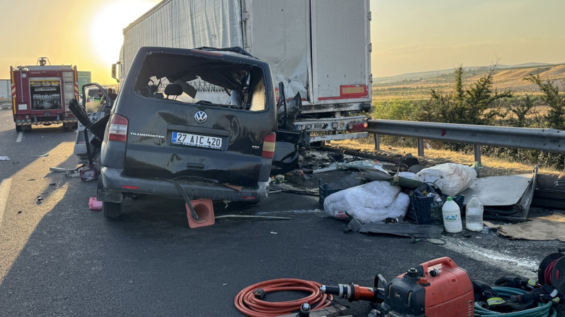 Şanlıurfa'da Feci Kaza: 2 Ölü, 2 Ağır Yaralı - Resim : 2