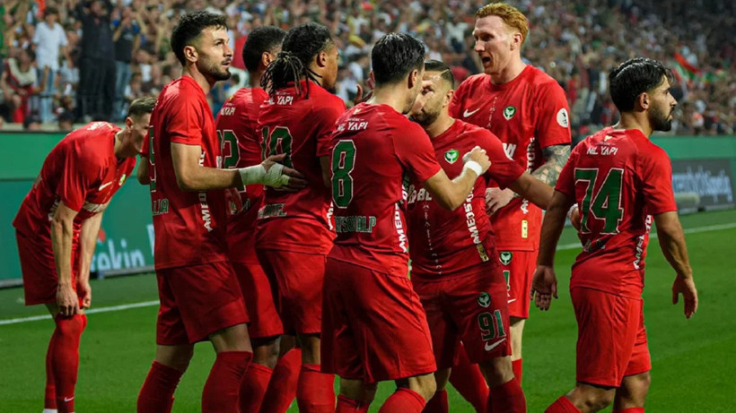 Başakşehir'e Diyarbakır'da Şok, Amedspor Gol Olup Yağdı - Resim : 1