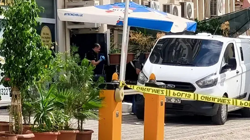 Adana’da Kuyumcuya Kurşun Yağmuru! saldırı! Bir Ölü, Bir Ağır Yaralı - Resim : 1
