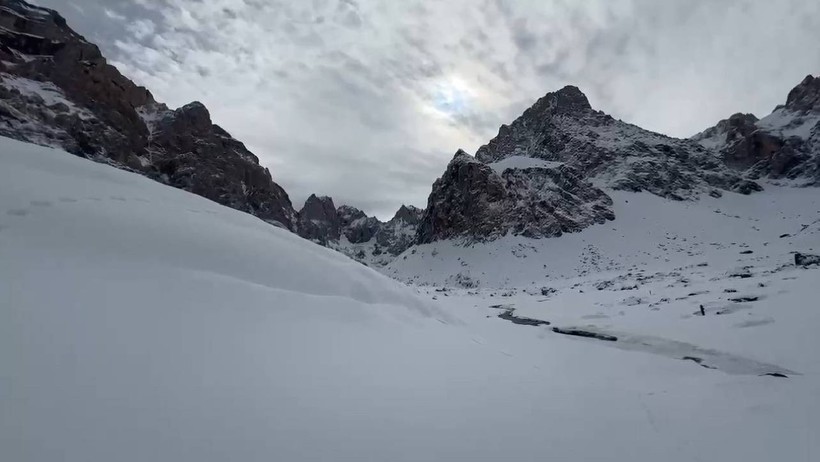 Hepsi 20 Bin Yıllık! Dört Mevsim Birden Yaşanan İlde Şaşırtan Manzara - Resim : 2