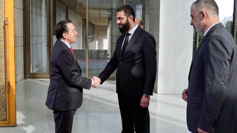 Suriye'nin Yeni Lideri Ahmet Eş-Şara İspanya ve Katar Yetkilileriyle Görüştü - Resim : 1
