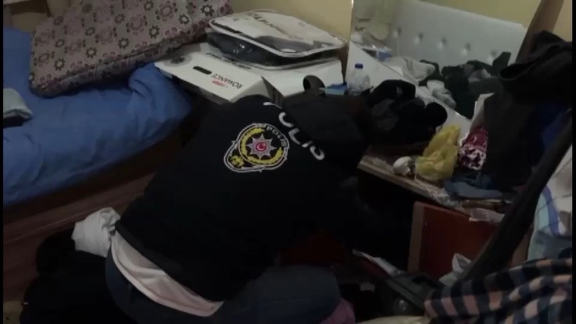 Her Şey 'Bir Tıkla' Başladı, İş İnsanını Böyle Dolandırmışlar - Resim : 1