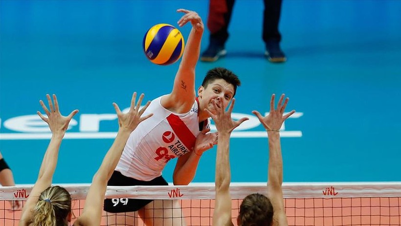 Voleybol Camiası Bu İddiayı Konuşuyor: Beşiktaş’tan Ebrar Karakurt Hamlesi - Resim : 2