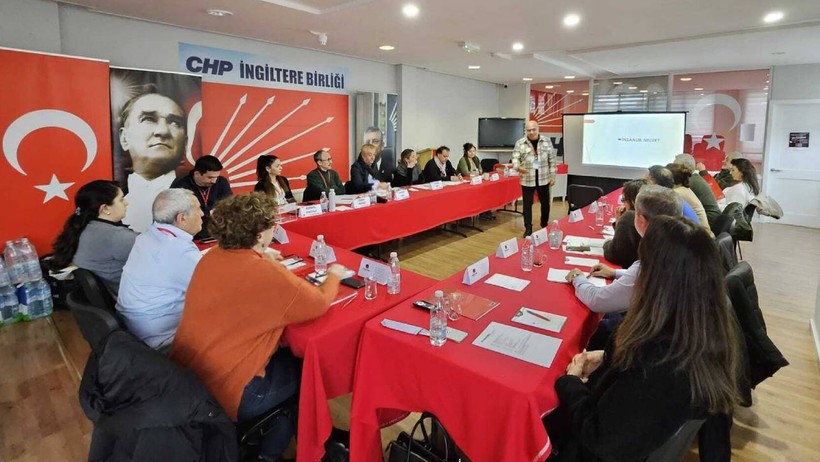 CHP'liler Londra'daki Parti Okulu'nda Buluştu - Resim : 1