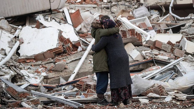 Saat 04.17'de Hayat Durdu! Unutmadık, Unutmayacağız; Acısı Hala Yüreğimizde... - Resim : 20