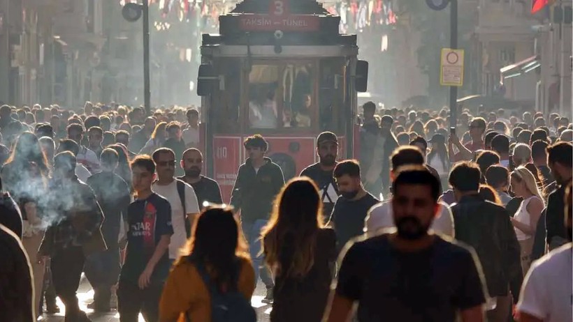 5'te 1'i İstanbul'dan! Tek Kişi Yaşayanların Sayısı Artıyor - Resim : 1