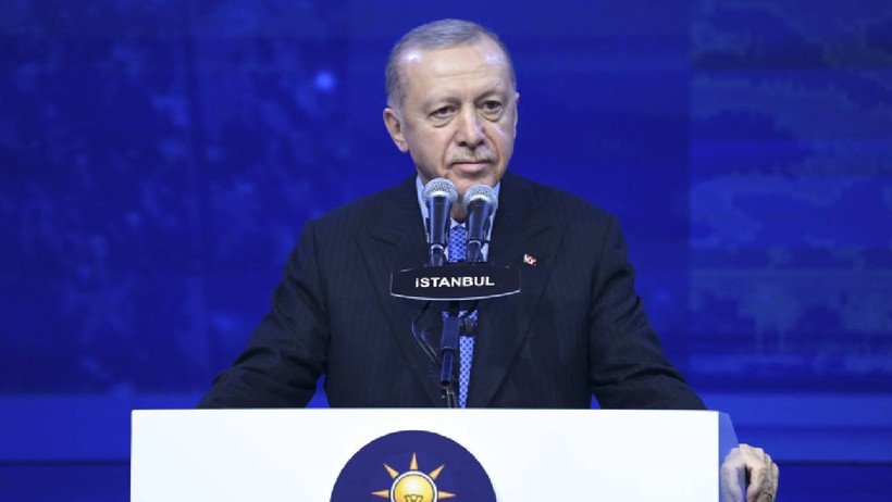 Cumhurbaşkanı Erdoğan, Ekrem İmamoğlu'na Yüklendi! 'Bizim İcraatımızın Ulaştığı Yere Senin Hayallerin Bile Ulaşamaz Ekrem' - Resim : 10