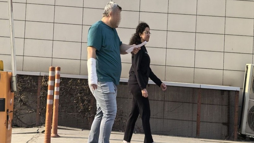 Hastanede Yumruklu Doktor Kavgası: Burnunu Kırdı, Tahliye Edildi - Resim : 1