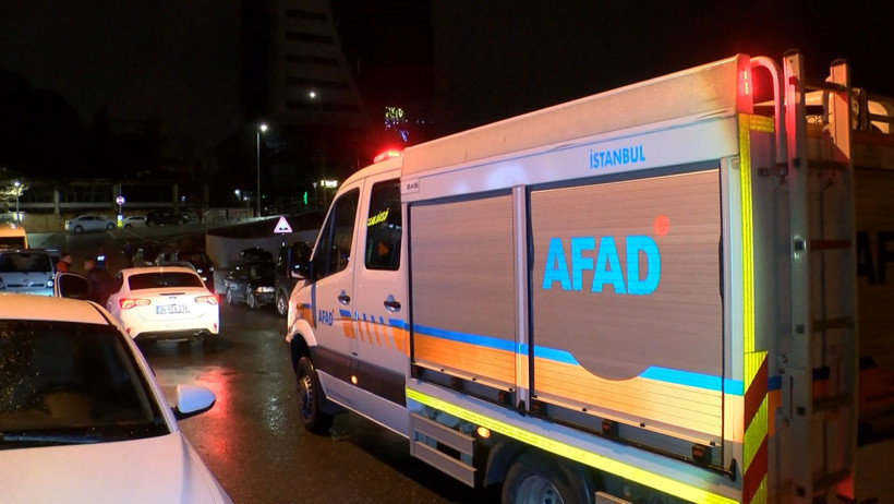 Facianın Eşiğinden Dönüldü... Kolonlardan Ses Geldi, Bina Apar Topar Boşaltıldı - Resim : 2