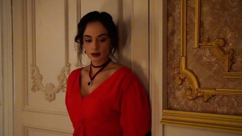 Şakir Paşa Ailesi’nde Yer Yerinden Oynadı, Aniesi Sahnesi Sonrası Herkes Ayağa Kalktı! 'İnsanın Yüzü Kızarır' - Resim : 2